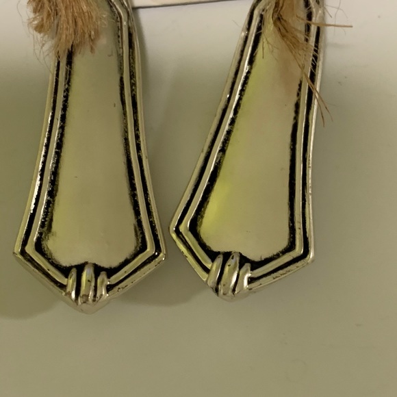 Found silverware set of four - Picture 12 of 12